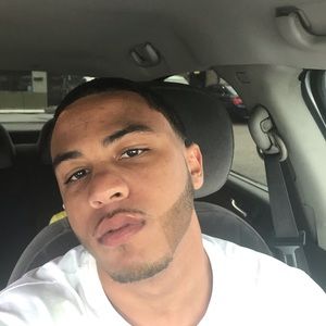 Meet your Posher, Quinton